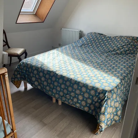 Appartement En Centre Ville Pour 4 Personnes Roye  Exterior photo