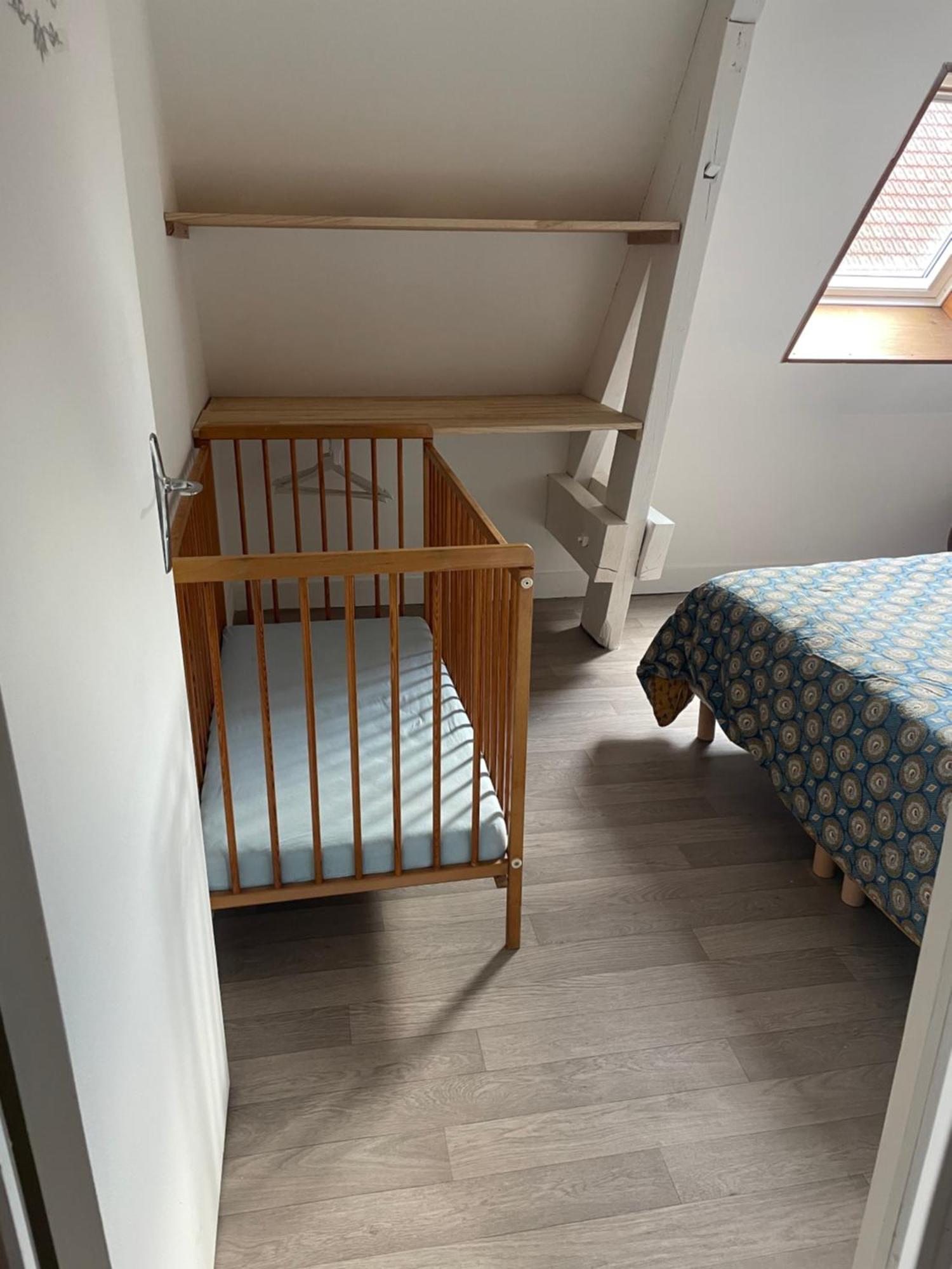 En Centre Pour 4 Personnes Apartment Roye (Somme)